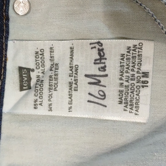 Levi's Jeans - Picture 8 of 8